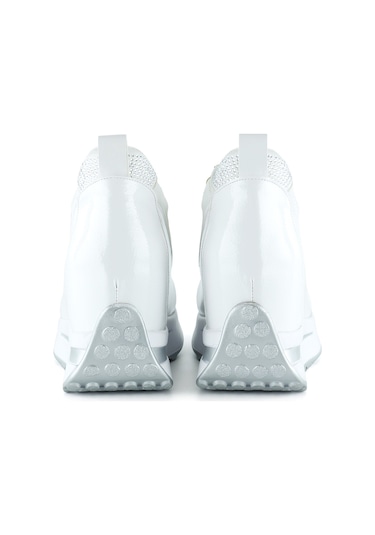 Erkan Saçmacı Tatyana Plus Beyaz Rugan Taşlı Bağcıklı Gizli Dolgu Topuklu Günlük Ayakkabı Beyaz