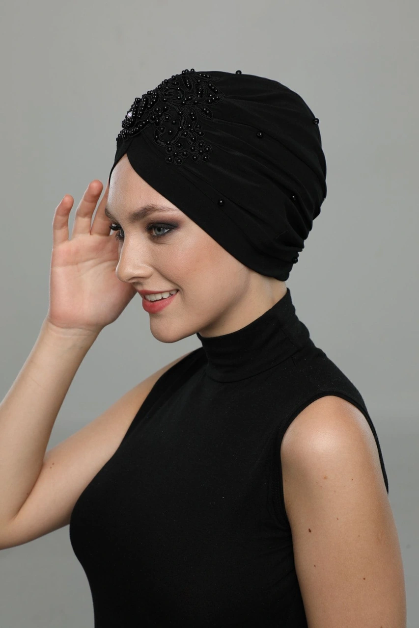 Kopma Astarlı Işlemeli Siyah Gül Motifli Hazır Türban Tesettür Abiye Bone Siyah Gül