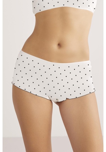 Kom Polka Puantiyeli Kadın Şort Beyaz 001