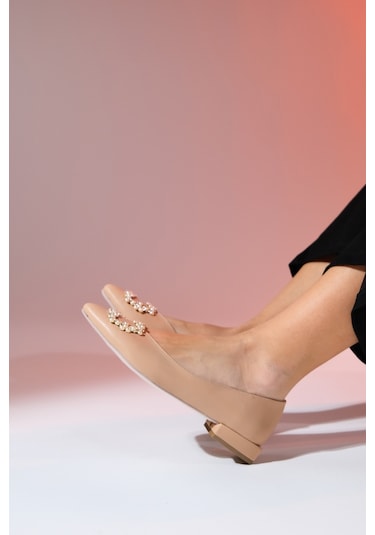 Luvishoes Ghent Bej Cilt İnci Taşlı Kadın Babet Ayakkabı Bej