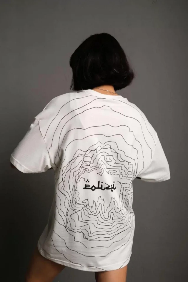 Buğrahayalin Bisiklet Yakalı Sırt Baskılı Oversize T-shirt - Beyaz Beyaz