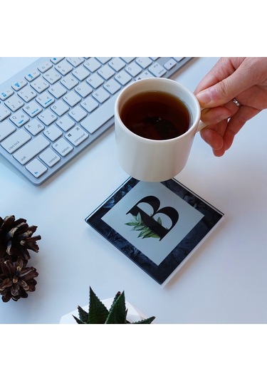 Decorita Cam Bardak Altlığı Harfli Tasarım B Harfi 4'lü Takım 10 x 10 CM Çok Renkli