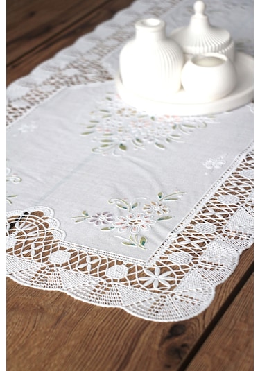 Pvc Runner Ve Sehpa Üstü Servislik 80 Cm X 40 Cm Beyaz
