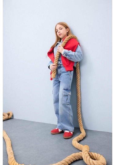 DeFacto Kız Çocuk Wide Leg Kargo Geniş Bol Paça Pamuklu Jean Pantolon D7089A825SPNM39 Mavi DeFacto Kız Çocuk Wide Leg Kargo Geniş Bol Paça Pamuklu Jean Pantolon D7089A825SPNM39 Mavi