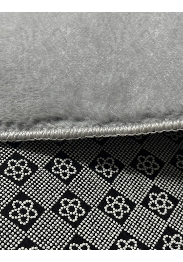 Modern Dekoratif Yuvarlak Puffy Peluş Ponpon Saçaklı Salon Oturma Odası Halısı Gri