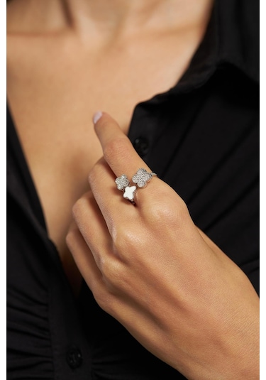 Beyaz Mineli Rodyum Kelebek Yonca Ayarlanabilir Gümüş Yüzük