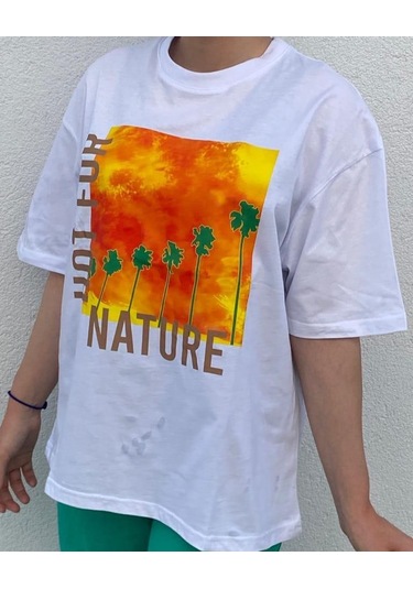 Kız Çocuk Pamuklu Rahat Kesim Manzara Baskılı Tshirt-12926 Beyaz