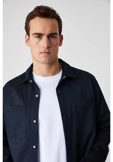 Jakarı Erkek Regular Fit Standart Kesim Klasik Yaka Desenli Çıtçıtlı Lacivert Gömlek