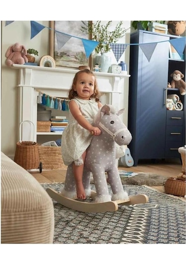 Sallanan At Grey Star