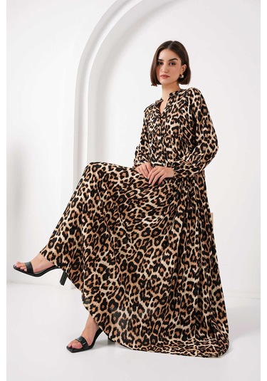 Gabria Ön Düğmeli Desenli Viskon Elbise Leopar
