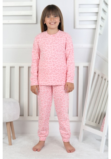 Minik Uyku Avcısı - Vahşi Rahatlık Serisi Leopar Desenli Kız Çocuk Pijama Takımı Pembe Minik Uyku Avcısı - Vahşi Rahatlık Serisi Leopar Desenli Kız Çocuk Pijama Takımı Pembe