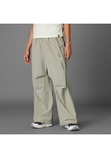 Adidas National Geographic Aeroready Woven Kadın Pantolon C-adıjd5846b30a00 Bej