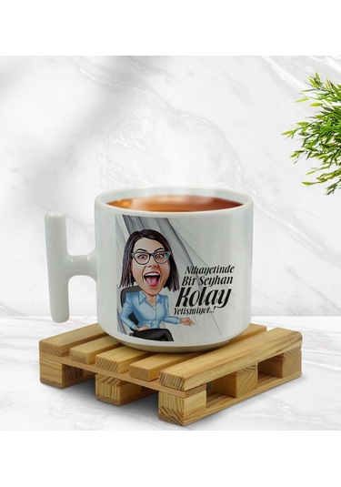 Kişiye Özel Kolay Yetişmiyor Karikatürlü Nescafe Fincanı Kobitmeyencom33567 Bk Gift Renkli