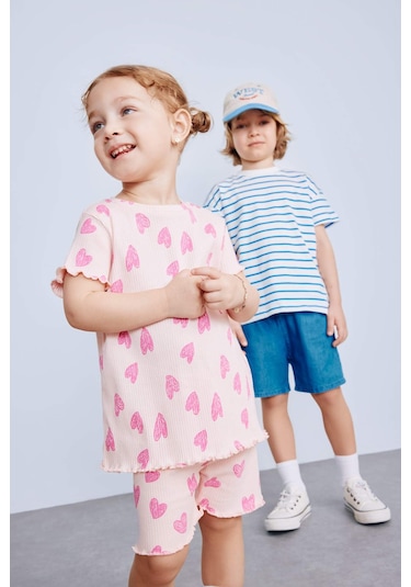 DeFacto Kız Bebek 2'li Takım Desenli Fitilli Kaşkorse Kısa Kollu Tişört Şort E0724A525SMPN127