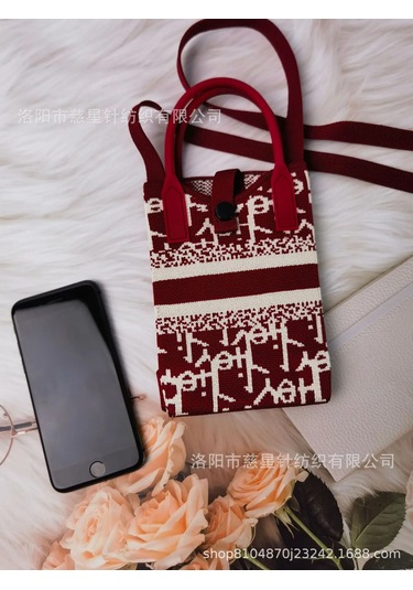 Yaz Sıcak Satış Sezon Örme Küçük Kare Çanta Kaliteli Çanta Crossbody Cep Wine Red Sanskrit-upgrade Button Kırmızı
