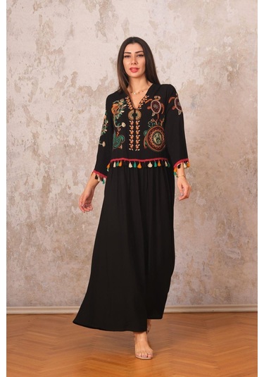 Kadın Siyah V Yaka Önü Ve Kolları Otantik Nakışlı Püsküllü Uzun Elbise-sıyah Siyah