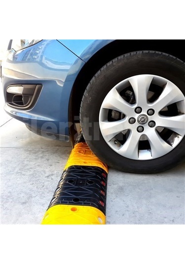 Klasik Hız Kesici Set Kapaklı Plastik. Yol Kasisi 4.5 M N11.476