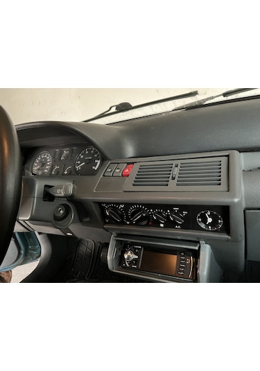 Renault Clio 1 Orta Kalorifer Izgarası