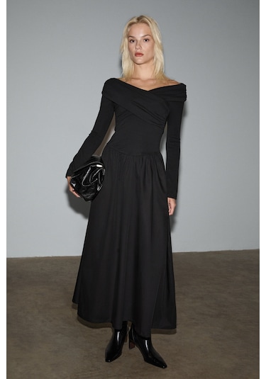 Grımelange Fruendo Kadın Asimetrik Yakalı Üstü Esnek Kumaşlı Eteği Poplin Uzun Siyah Elbise Siyah