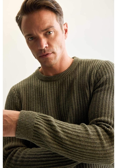 DeFacto Standart Fit Bisiklet Yaka Dokulu Triko Kazak E0811AXNSGN852