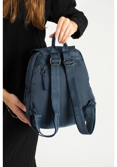 Yumuşak Dokulu Ultra Hafif, Esnek Ve Su Geçirmez Polyamid Kumaş Sırt Çantası Lacivert Model: 571-13-14b Lacivert