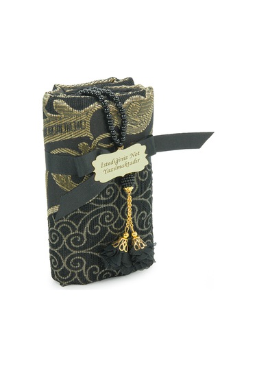 Hediyelik İsme Özel Tesbihli Seccade Seti Siyah Siyah