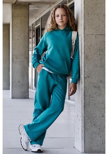 Tommy Life Deniz Yeşil Pamuklu İçi Tüylü Yumuşak Dokulu Standart Fit Nakışlı Kız Çocuk Eşofman Takım - 75162 Yeşil Tommy Life Deniz Yeşil Pamuklu İçi Tüylü Yumuşak Dokulu Standart Fit Nakışlı Kız Çocuk Eşofman Takım - 75162 Yeşil