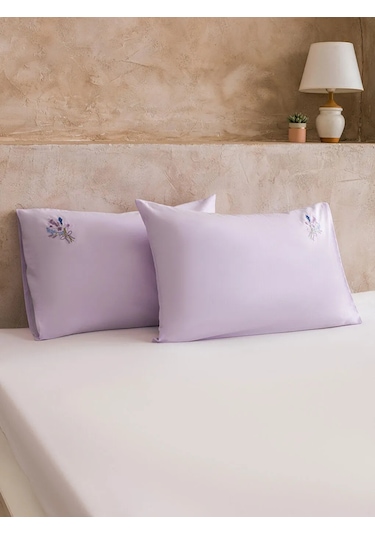 Lila Çiçek Nakışlı Pamuklu Yastık Kılıfı 50x70 Cm