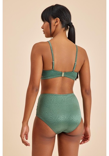 Bali Yeşil Dolgusuz Pedli Üçgen Bikini Üst Yeşil