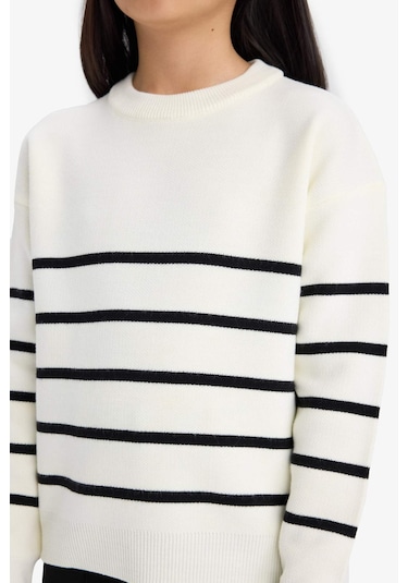 Defacto Kız Çocuk Bisiklet Yaka Çizgili Triko Kazak Z0194a625auer233 Ekru Defacto Kız Çocuk Bisiklet Yaka Çizgili Triko Kazak Z0194a625auer233 Ekru