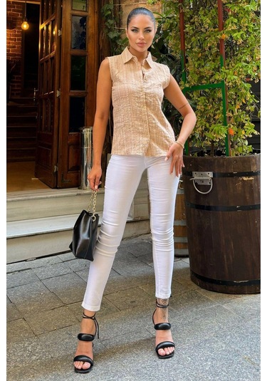 Kadın Bej Çizgili Desen, Dokulu Bodrum Kumaş, Kolsuz Rahat Gömlek Bej