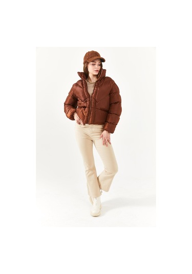 Alisse-kadın Kahve Dik Yaka Kısa Şişme Mont Kahverengi