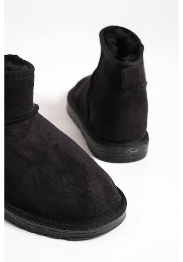 Jolıe Bağcıksız Düz Taban İçi Kürklü Kısa Süet Kadın Bot Sst - Siyah Siyah