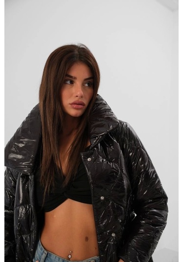 Kemerli Rugan Şişme Maxi Mont Siyah