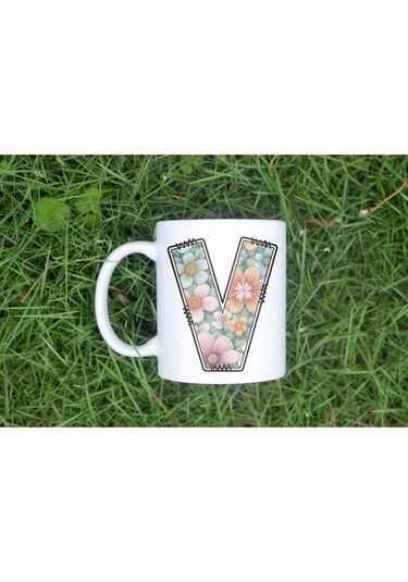 V Harfli Pastel Çiçek Desenli Kahve Kupası - Kişiye Özel Çiçekler Koleksiyonu Bardak - Hediye Beyaz