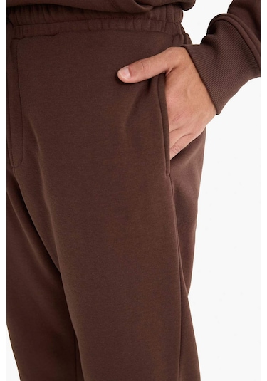 Defacto Regular Fit Beli Bağcıklı Cepli Paçası Lastikli Şardonlu Basic Düz Jogger Eşofman Altı E6326ax25aubn539 Kahve-bn539 Defacto Regular Fit Beli Bağcıklı Cepli Paçası Lastikli Şardonlu Basic Düz Jogger Eşofman Altı E6326ax25aubn539 Kahve-bn539