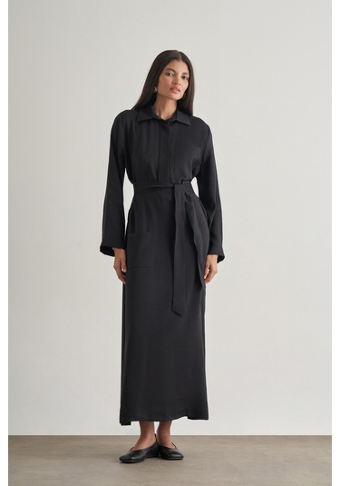 Mizalle Modal Karışımlı Kuşaklı Siyah Uzun Gömlek Elbise Siyah