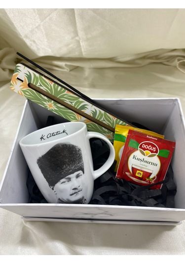 Atatürk Temalı Kupa Hediye Kutusu Öğretmenler Günü Hediyesi Şık Ve Anlamlı Hediye -