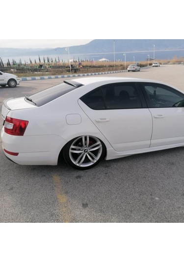 Skoda Octavia Arka Cam Üstü Spoyler 2013 Ve Üstü