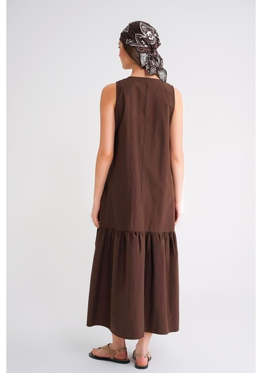 4695 Kadın Eteği Pileli Fermuar Detaylı Uzun Paraşüt Elbise Kahve Kahve