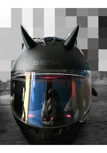Kask Ve Kulaklık Boynuzu Sivri