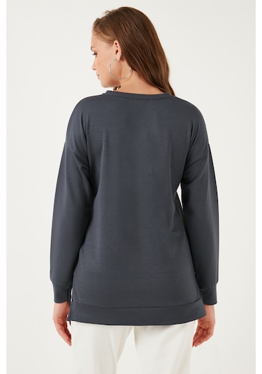 Lela Streç Oversize Fit Bisiklet Yaka Modal Kumaş Bayan Sweat 5865877 Füme Lela Streç Oversize Fit Bisiklet Yaka Modal Kumaş Bayan Sweat 5865877 Füme
