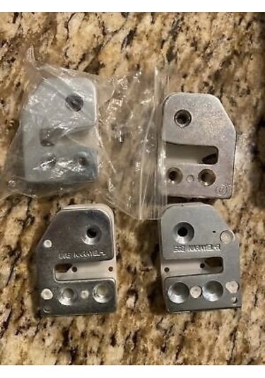 Renault R. 9 88- Kapı Kilit Karşılığı Sol Oem No:7700756702