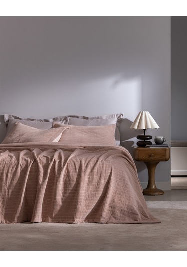 Madame Coco Feolette Çift Kişilik Yatak Örtüsü - Pudra Pudra