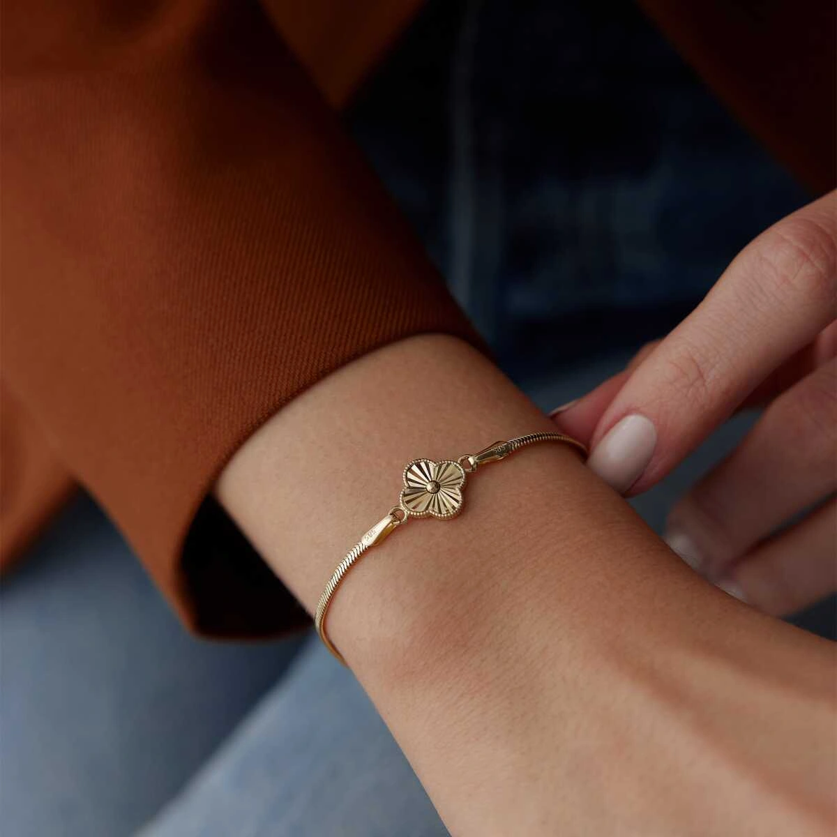 Balıksırtı Yonca Bileklik Sarı