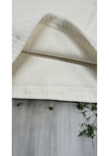 Yarım Boğazlı Kız Çocuk Body Krem