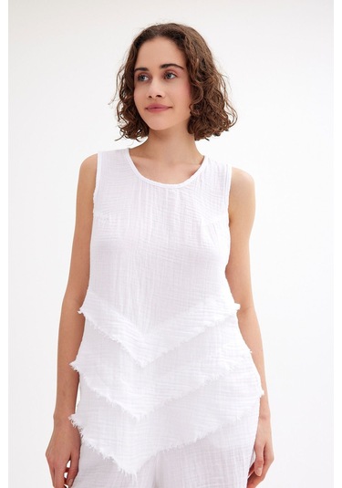 Pamuk Müslin Üçgen Bluz - Şık Ve Rahat Yaz Tasarımı Beyaz