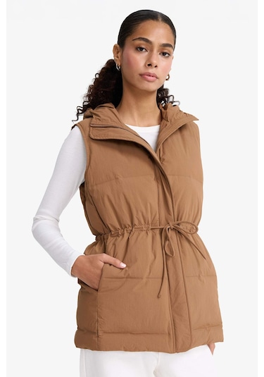 Defacto Regular Fit Kapüşonlu Fermuarlı Beli Lastikli Şişme Yelek E8592ax25aubn561 Kahve