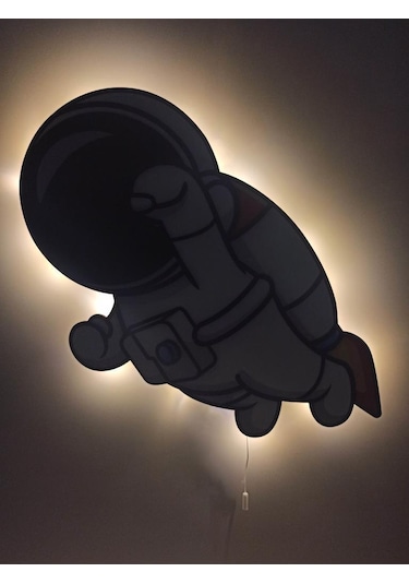 CajuArt Kahraman Astronot Ahşap Işıklı Çocuk Odası Duvar Tablosu