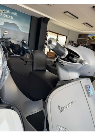 Mini Yolcu Koltuğu Vespa